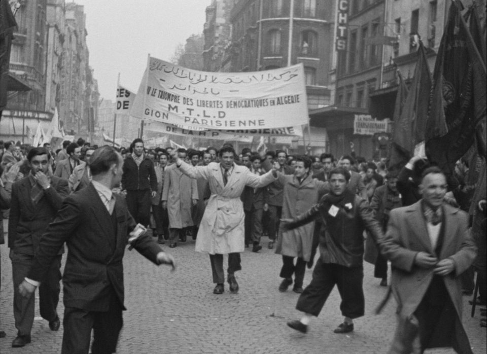 Des militants algériens du MTLD lors du défilé du 1er mai 1951