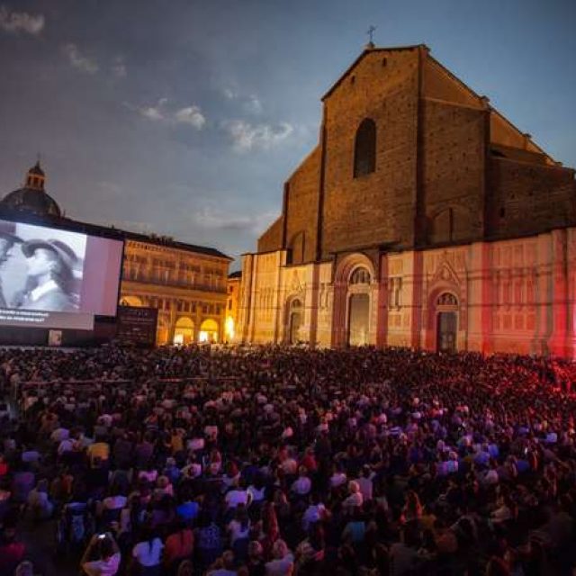 Projection de "Les Bicots-Nègres, vos voisins" (Med Hondo, 1973)